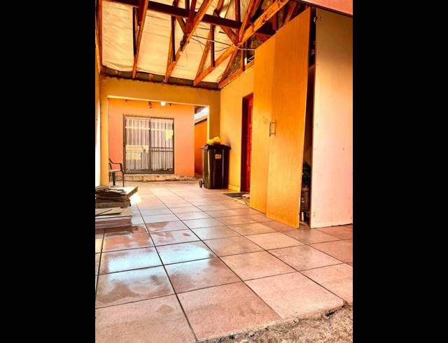 3 BEDROOM HOUSE FOR SALE IN NATURENA